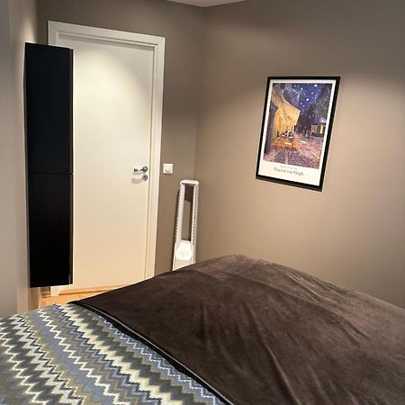 Urban And Quiet Apartment In City Centrum Tromso Bagian luar foto