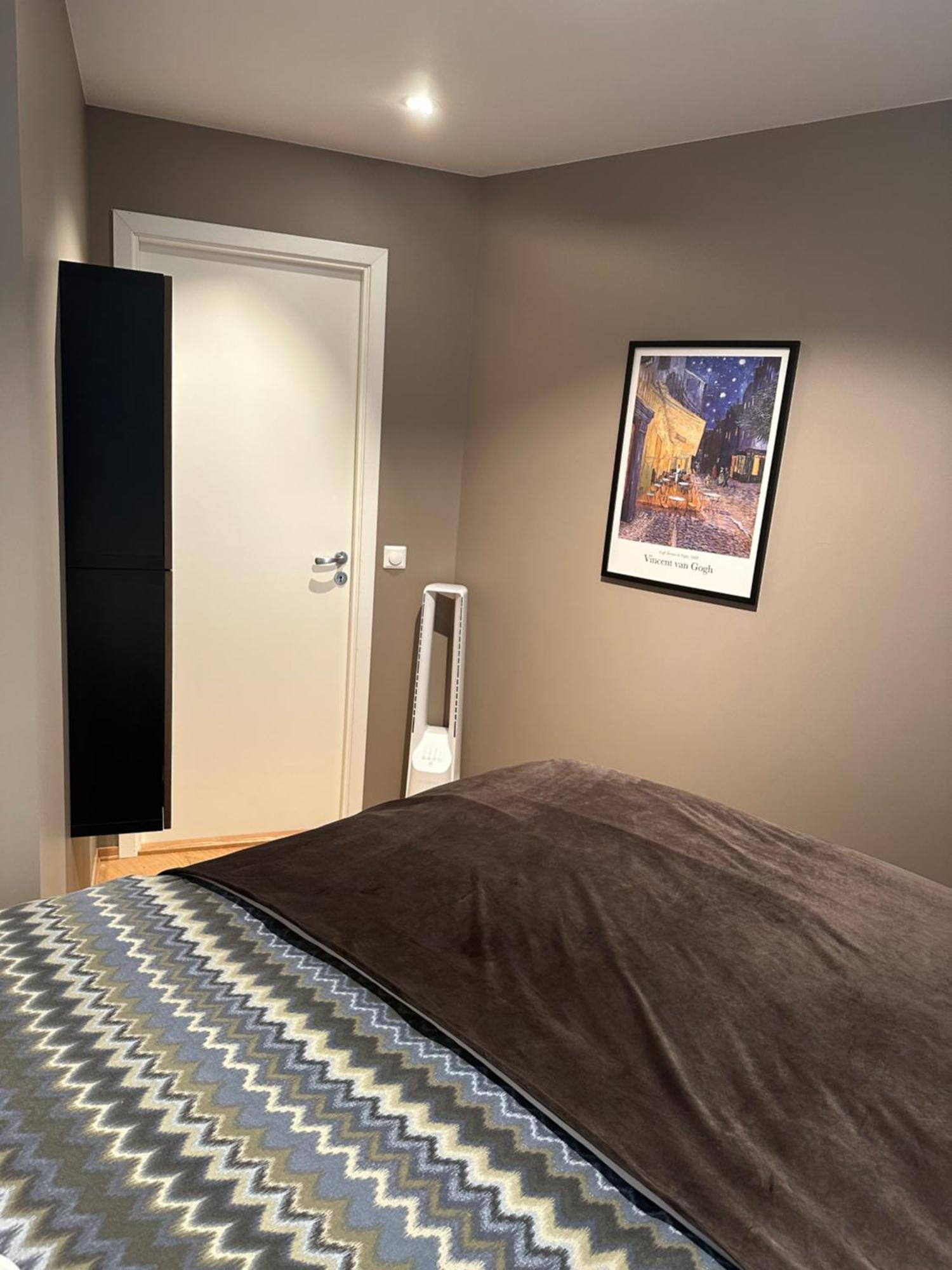 Urban And Quiet Apartment In City Centrum Tromso Bagian luar foto